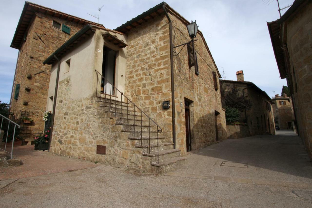 La Casa Nel Borgo Villa Monticchiello Exterior photo